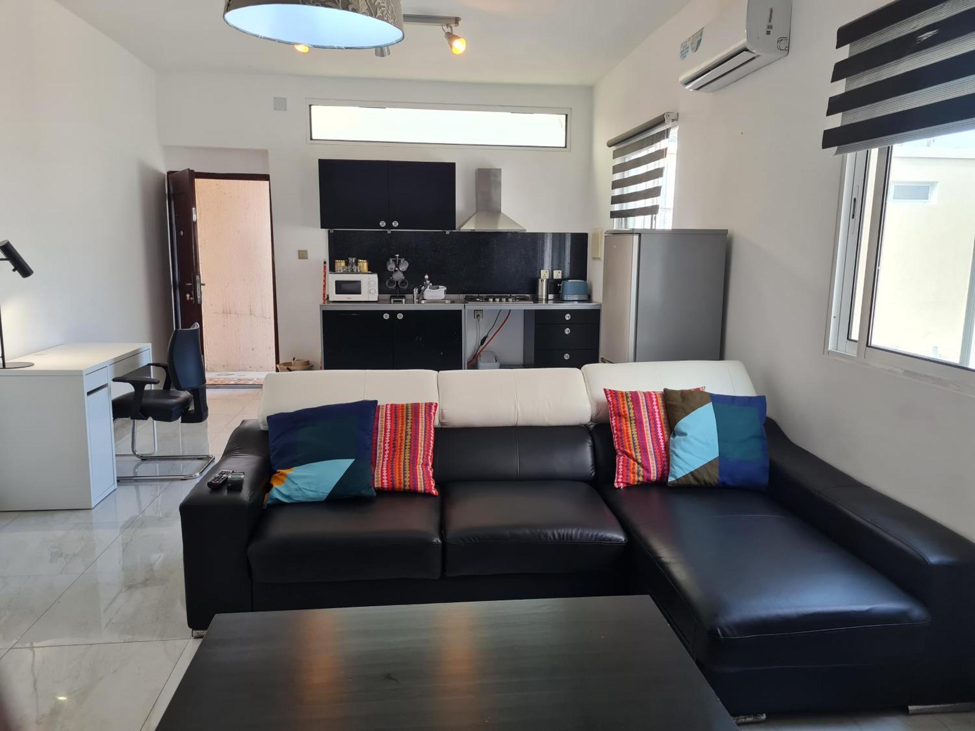 Lovely 1-Bed Apartment In Luanda Exterior foto